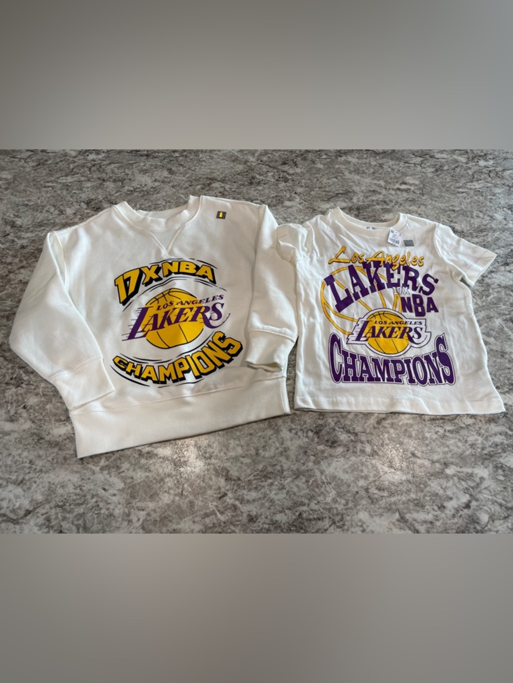 NWT Old Navy NBA Los Angeles Lakers Tee & sweatshirt XS (5)